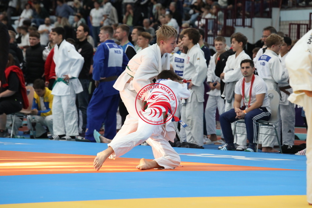 1J7A2314 | Fotos vom Adler Cup - Pictures from Adler Cup

Hier findet Ihr alle Eindrücke und großen Momente der Adler Cup Wochenenden. Here you will find all impressions and great moments of the Adler Cup weekends. - Realisiert mit Pictrs.com