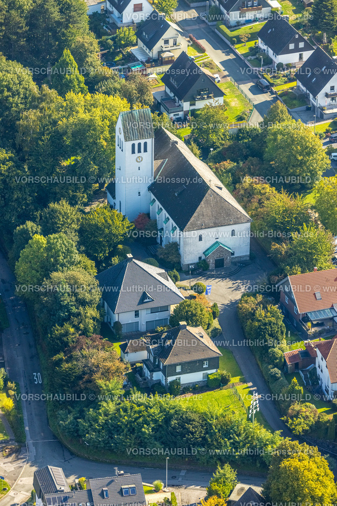 Menden220901297 | Luftbild, Kirche Mariä Heimsuchung u. St. Apollonia in Schwitten, Menden, Ruhrgebiet, Nordrhein-Westfalen, Deutschland
