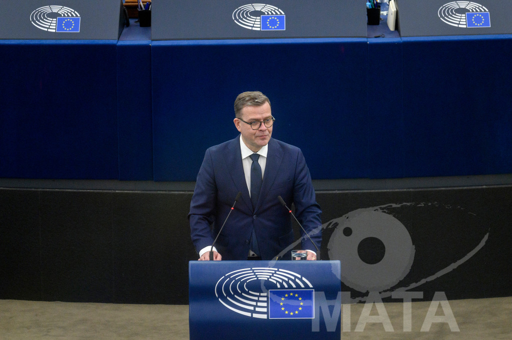 _DWI6124 | Finnischen Premierminister Petteri Orpo spricht vor dem Parlament im Plenarsaal des Europäischen Parlaments. Straßburg, 13.03.2024 - Realisiert mit Pictrs.com