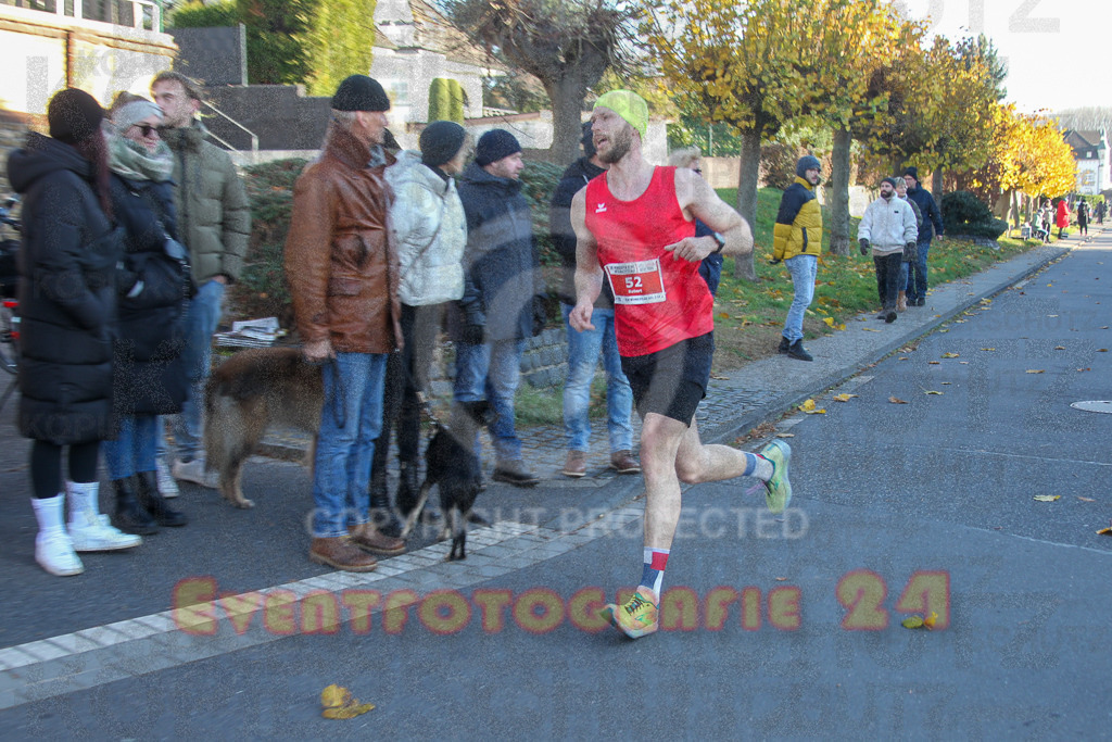 241201_1217_EV4_2047 | Sportfotografie im Rhein-Sieg Kreis, Köln, Bonn, NRW, Rheinland Pfalz, Hessen, etc. Unser Tätigkeitsfeld umfasst den Laufsport vom Volkslauf über den Marathon, Duathlon, Triathon bis zum Ultralauf wie Kölnpfad Ultra oder Schindertrail.
