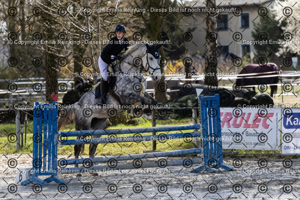 CL5A8125 | Emilia Reinking Fotografie - Realisiert mit Pictrs.com