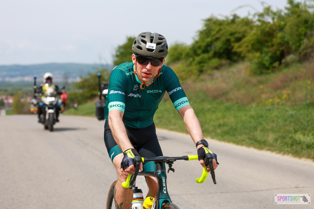 199_AR6_1140 | Neusiedlersee Radmarathon 2026@sportshot_your_pictrs #yourpictures#roadtowm2029 #nrm #neusiedlerseeradmarathon #neusiedlersee #neusiedlerseetourismus #burgenland #mörbisch #nrm26 #burgenlandtourismus #voglundco #poweredbyburgenlandtourismus #radsport #rad #marathon #ucigranfondo #visitburgenland #ucigranfondoworldseries