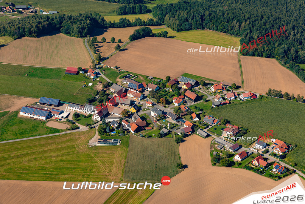 Aktuelles Luftbild von Pilchau Tännesberg Kauf mit Lizenz / Bildrechten möglich- Die Luftaufnahme wurde 2021 mittels UL-Flugzeug erstellt ( keine Drohne ) - hochauflösende Kamera-Systeme von  Canon -Beste Qualität - Für grossformatige Ausdrucke geeignet. Die Geschenkidee !