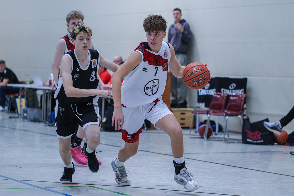 JBBL BAYER GIANTS vs Team BonnKöln RAG-15 | Fotos von Basketballspielen aus dem Raum NRW fotografiert von Gero Mueller-Laschet und Daniel Schaefer - Realisiert mit Pictrs.com