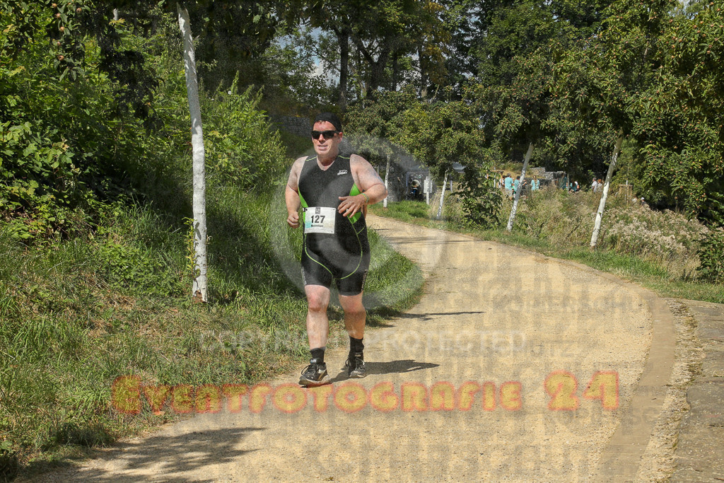 250824_1244_EX1_0348 | Sportfotografie im Rhein-Sieg Kreis, Köln, Bonn, NRW, Rheinland Pfalz, Hessen, etc. Unser Tätigkeitsfeld umfasst den Laufsport vom Volkslauf über den Marathon, Duathlon, Triathon bis zum Ultralauf wie Kölnpfad Ultra oder Schindertrail.