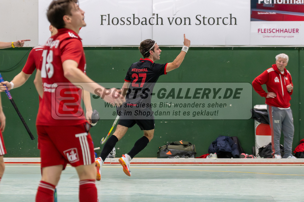 SFE_20251213_0060 | Köln, Deutschland, 13.12.2025:  Hockey 1. Bundesliga Herren Rot-Weiss - DSD Düsseldorf im KTHC Stadion Rot-Weiss Köln Tennis and Hockey Club am 13.12.2025 in Köln, Deutschland. (Foto von Fehrmann)Köln, Germany, 13.12.2025: Hockey 1. Bundesliga Herren Rot-Weiss - DSD Düsseldorf in KTHC Stadion Rot-Weiss Köln Tennis and Hockey Club at 13.12.2025 in Köln, Deutschland. (Foto from Fehrmann)