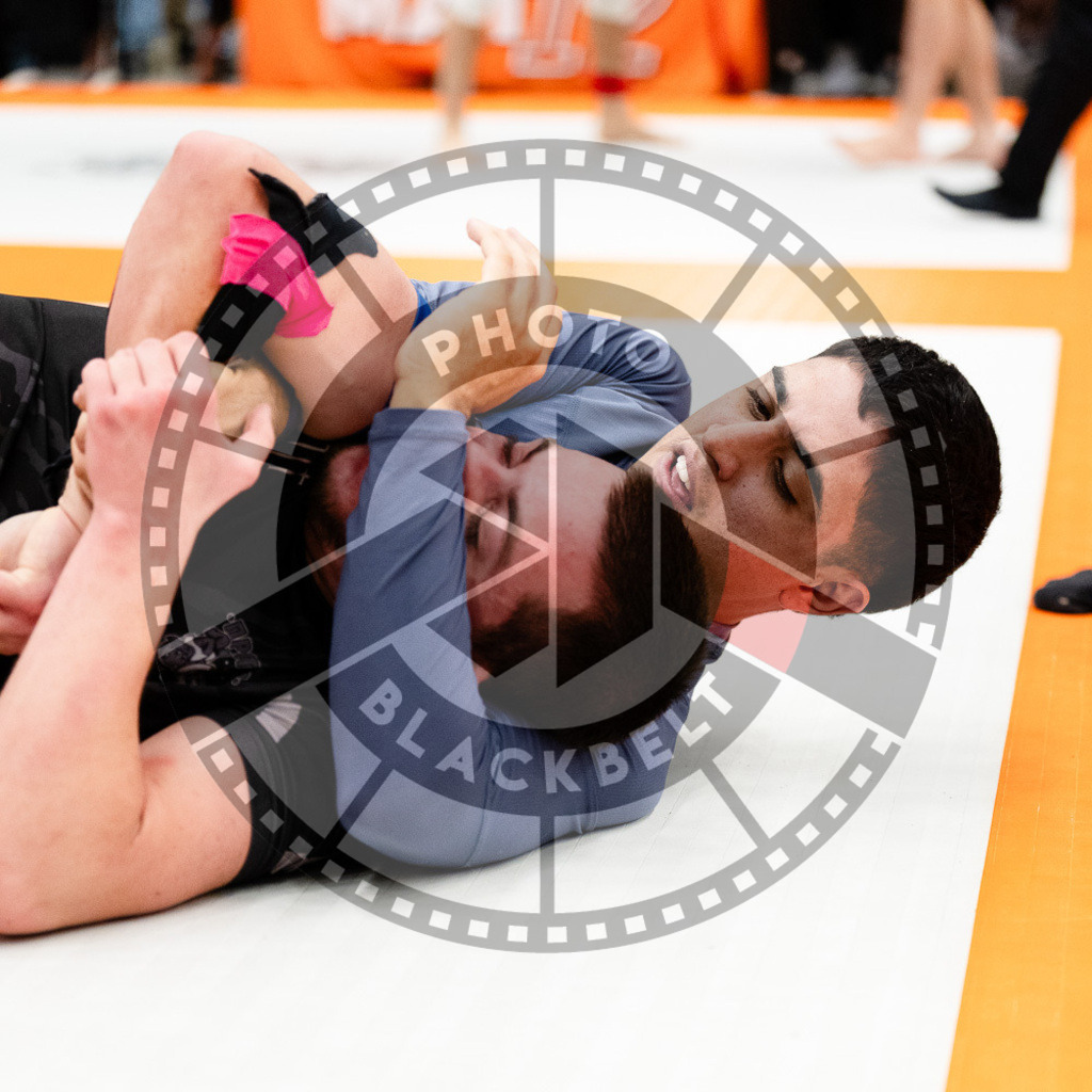 20251122PBB14680 | Athletes compete during the Grappling Industries Berlin Jiu-Jitsu and Grappling Championship, on November 22, 2025 in Berlin, Germany. © photoblackbelt