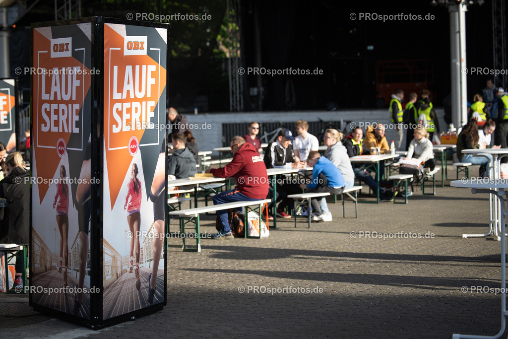 20. OBI Nachtlauf des ASV Koeln, 17.05.2023 | Koeln, 17.05.2023: Impressionen vom 20. OBI Nachtlauf des ASV Koeln rund um den Tanzbrunnen. Foto: Beautiful Sports Pressefotoagentur (www.beautiful-sports.com)