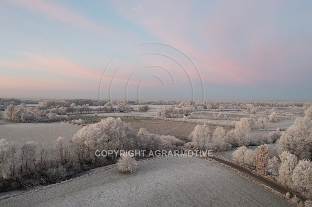 20221218-DJI_0998 | Luftbilder einer Winterlandschaft zum Sonnenaufgang - Realisiert mit Pictrs.com