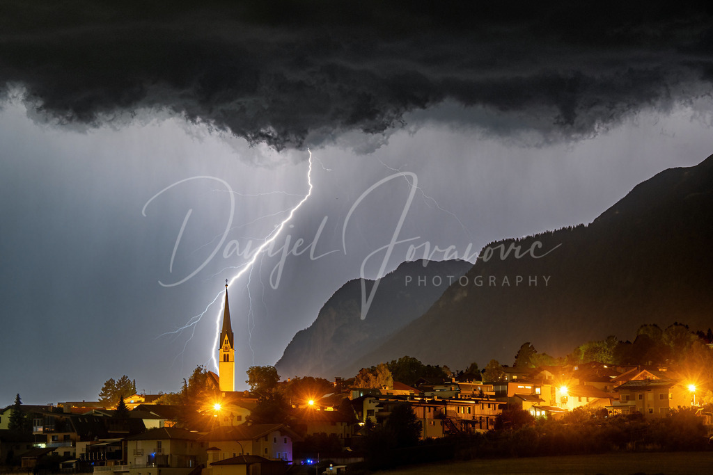 Rum | Starkes Gewitter in Rum