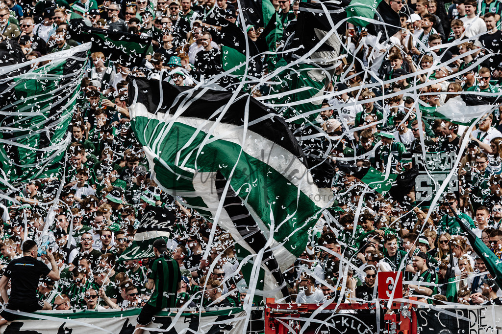 3. Liga, Saison 2023/24, 32. Spieltag: SC Preußen Münster - Jahn Regensburg | Münster, 06.04.2024: 3. Liga, 32. Spieltag, SC Preußen Münster gegen Jahn Regensburg im LVM-Preußenstadion in Münster. Foto: sportfotografie.ms | Markus Paletta - Realisiert mit Pictrs.com