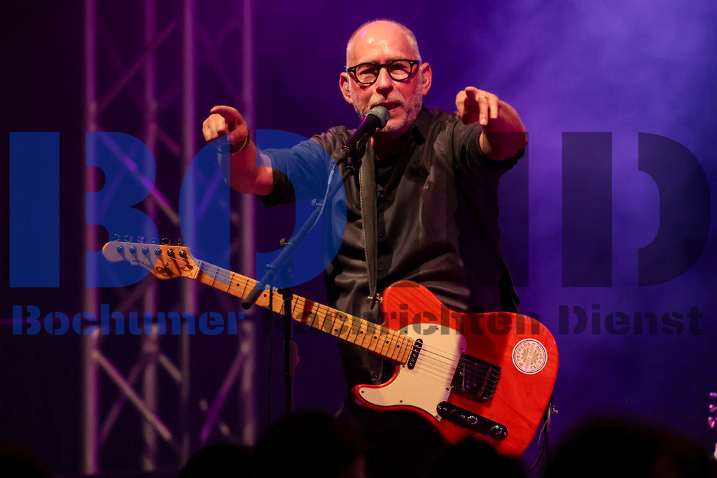 Zeltfestival Ruhr 2024 - Get Back / Beatles Tribute  {date} -  | {headline}(Foto: Sebastian Sendlak / BOND) - Realisiert mit Pictrs.com