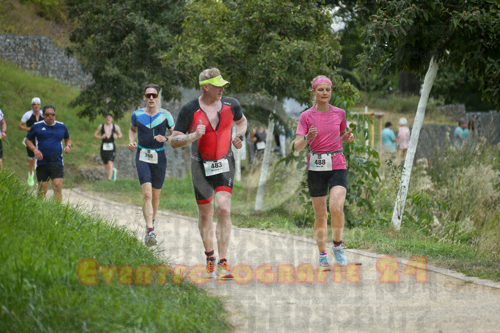 250824_1406_EX1_4960 | Sportfotografie im Rhein-Sieg Kreis, Köln, Bonn, NRW, Rheinland Pfalz, Hessen, etc. Unser Tätigkeitsfeld umfasst den Laufsport vom Volkslauf über den Marathon, Duathlon, Triathon bis zum Ultralauf wie Kölnpfad Ultra oder Schindertrail.