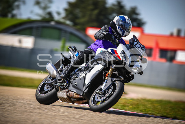 0228-250502_DCB-026_228 | Deine Full-Service-Agentur für ✔️Videoproduktionen und ✔️Motorsportfotografie Jetzt Angebot anfragen!