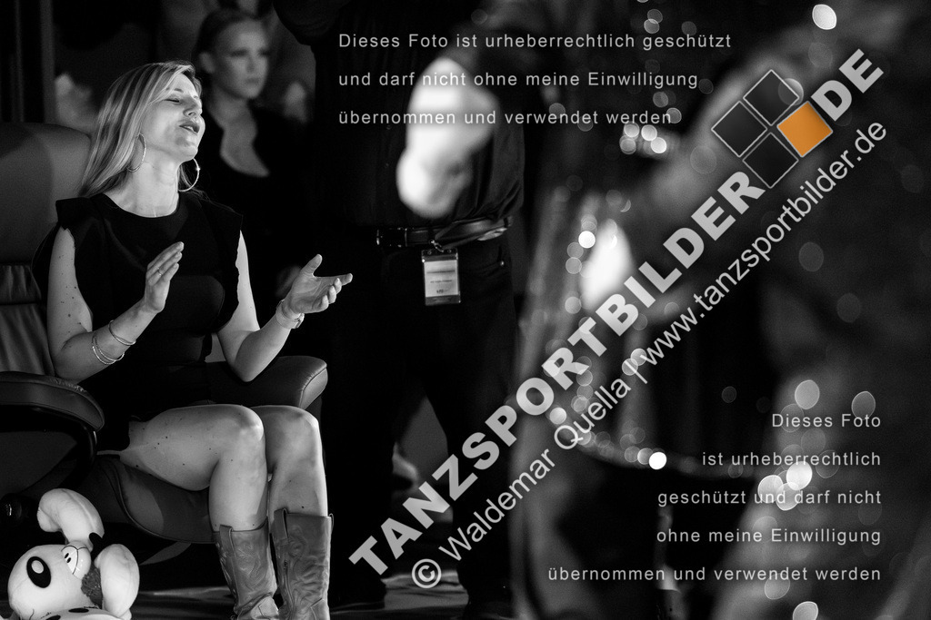 20260321-13413 | Hier finden Sie Tanz Bilder vom Latein und Standard Formationen tanzen. Sportbilder vom Tanzsport. Schöne Fotos und von Weltmeisterschaft, Europameisterschaft, Bundesliga, Regionalliga, Oberliga und Landesliga sowie von GOC Stuttgart, DanceComp, WM Bremen