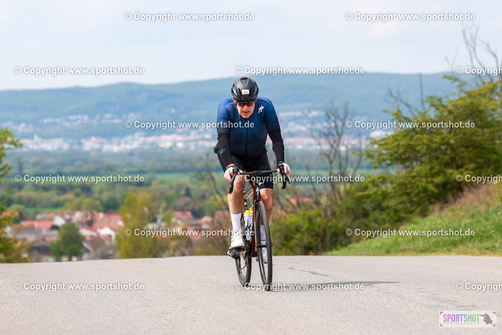 538_AR6_1481 | Neusiedlersee Radmarathon 2026@sportshot_your_pictrs #yourpictures#roadtowm2029 #nrm #neusiedlerseeradmarathon #neusiedlersee #neusiedlerseetourismus #burgenland #mörbisch #nrm26 #burgenlandtourismus #voglundco #poweredbyburgenlandtourismus #radsport #rad #marathon #ucigranfondo #visitburgenland #ucigranfondoworldseries