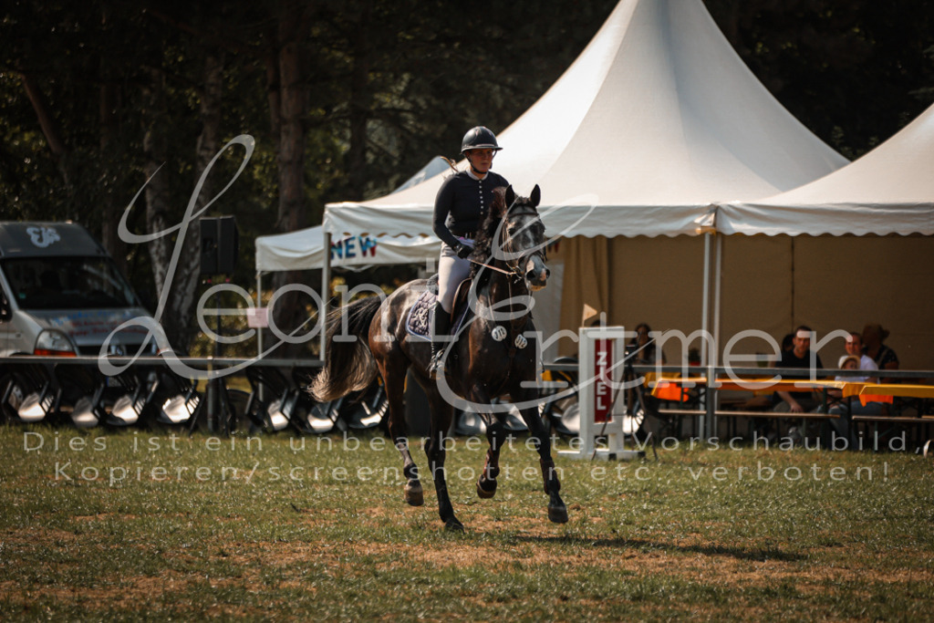 13.FrPfA00001 | Leoni Ertmer Photography - Realisiert mit Pictrs.com