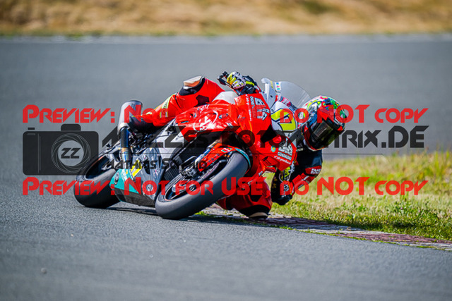 MaZZes_FotoMatrix_220722_7259 | IDM1000