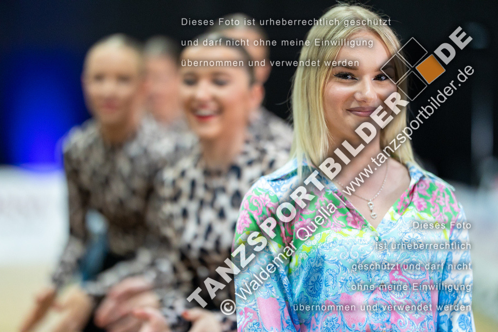 20230513-11579 | Hier finden Sie Tanz Bilder vom Latein und Standard Formationen tanzen. Sportbilder vom Tanzsport. Schöne Fotos und von Weltmeisterschaft, Europameisterschaft, Bundesliga, Regionalliga, Oberliga und Landesliga sowie von GOC Stuttgart, DanceComp, WM Bremen