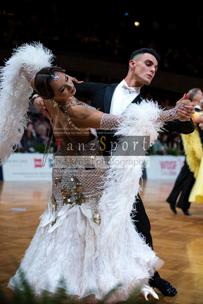 20250822_WDSF-GS-STD_R3_5794 | Tanzsportbilder, Standardtanz, Lateintanz, WDSF, DTV, LTVB, dancecomp, goc, hessen tanzt, blaues band der spree, walzer, tango, wiener walzer, slowfox, quickstepp, samba, rumba, cha-cha-cha, paso doble. jive, hd-kroft photography, turniertanzsport