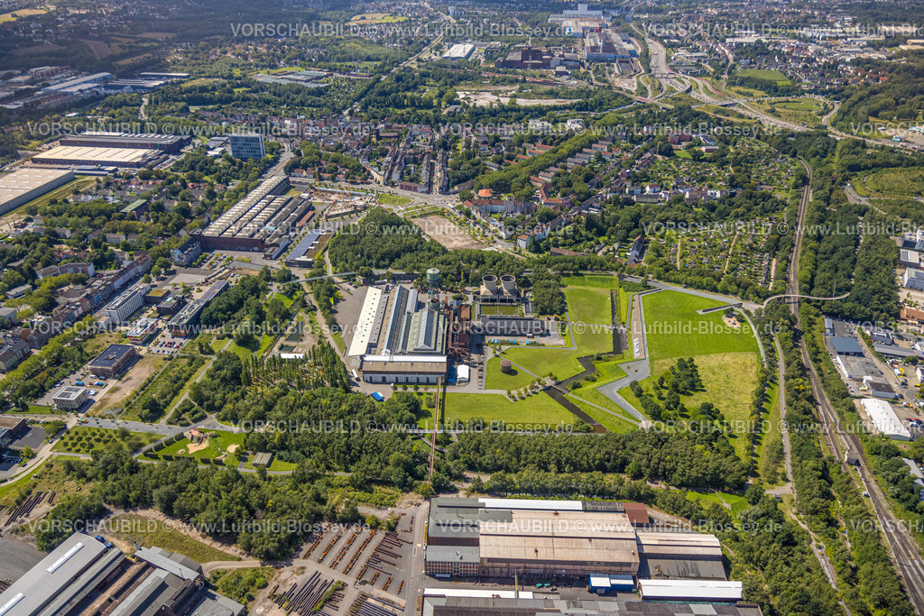 Bochum230802248 | Luftbild, Westpark mit Jahrhunderthalle, Kruppwerke, Bochum, Ruhrgebiet, Nordrhein-Westfalen, Deutschland