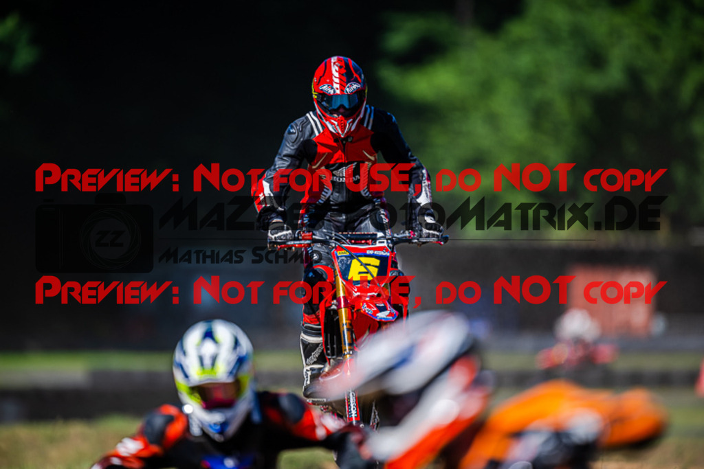 MaZZes_FotoMatrix_220702_3851 | S2