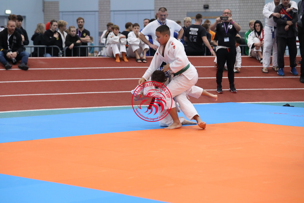 1J7A3607 | Fotos vom Adler Cup - Pictures from Adler Cup

Hier findet Ihr alle Eindrücke und großen Momente der Adler Cup Wochenenden. Here you will find all impressions and great moments of the Adler Cup weekends. - Realisiert mit Pictrs.com