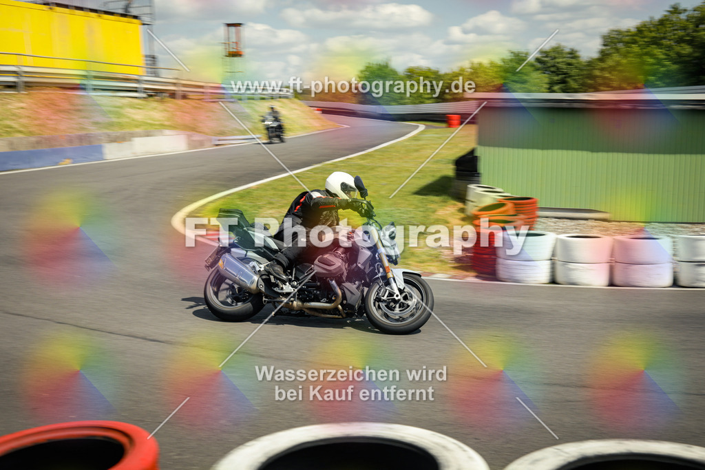 OBK_Mai_Justin_Uwe-10997 | Hier findet Ihr Bilder von Touristenfahrten auf der Nürburgring Nordschleife oder von anderen Veranstaltungen die ich besucht habe. Viel Spass beim Durch Schauen 