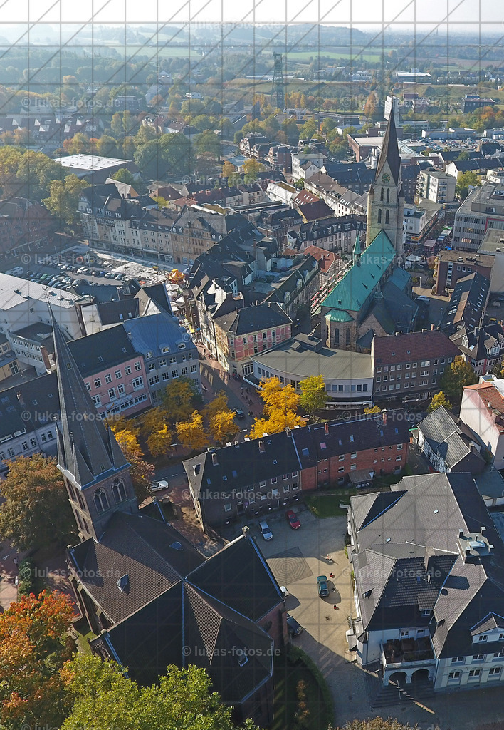Luftbild Lutherkirche und Lambertuskirche in Castrop | Luftbild der Lutherkirche und der Lambertuskirche in Castrop - Realisiert mit Pictrs.com