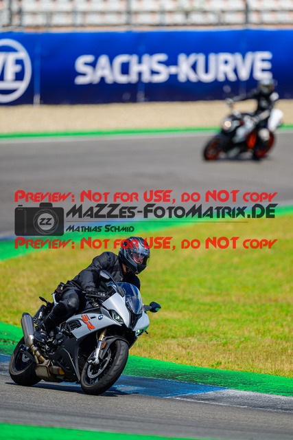 MaZZes_FotoMatrix_240615_6007705_3571 | INST