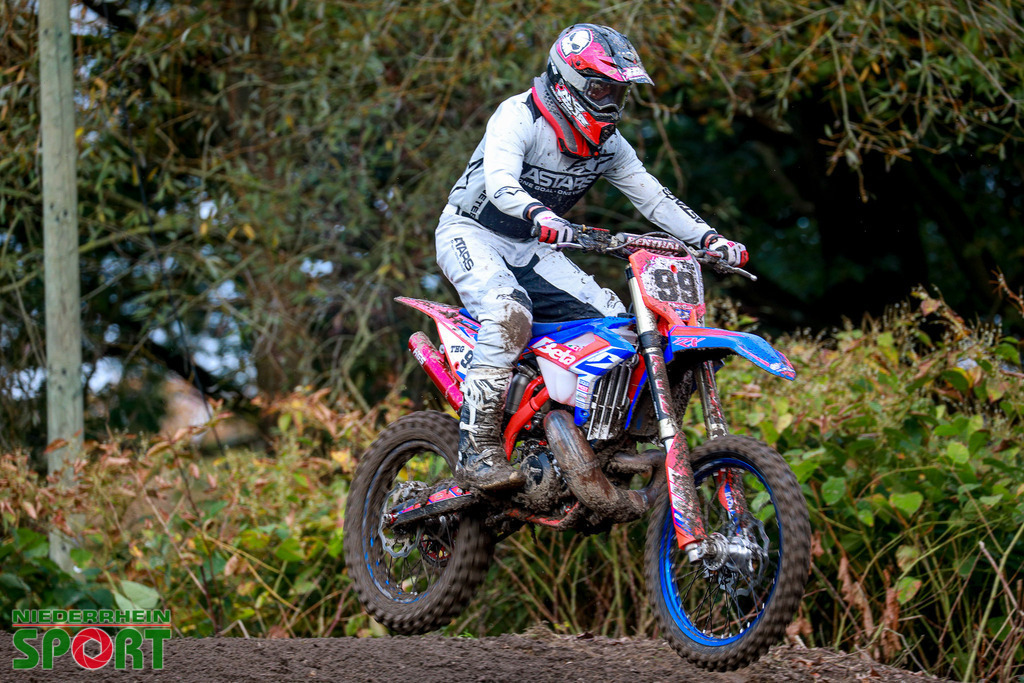 OpenTrack2024_Sonntag_Hobbyfahrer_052 | Bildergalerie von Sport-Ereignissen aber auch von weiteren spannenden Dingen - nicht nur vom Niederrhein. In Anlehnung an den bekannten Spruch von Hanns Dieter Hüsch heißt das Motto: "Niederrhein ist überall".  - Realisiert mit Pictrs.com