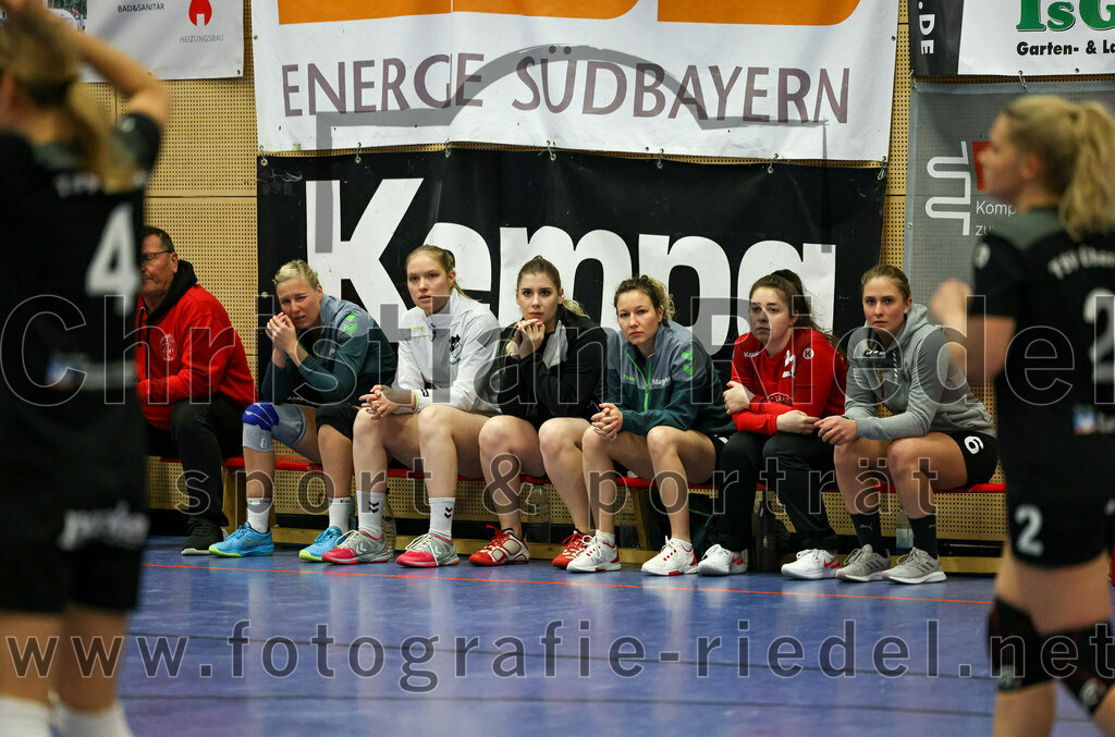 2022-12-04_006_SV_Anzing_gegen_TSV_Uebersee | Anzing, Deutschland, 04.12.2022:
Handball, Bezirksliga 2022 / 2023, 8. Spieltag, SV Anzing gegen TSV Übersee, Endergebnis: 29:24

Foto: Christian Riedel / fotografie-riedel.net