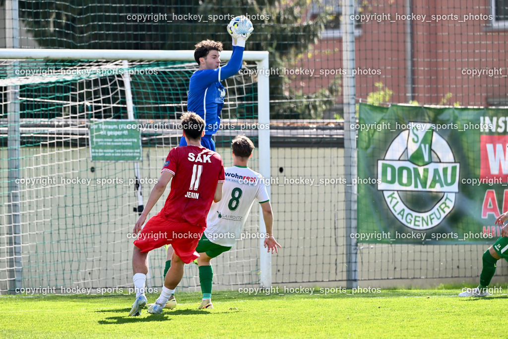 SV Donau Klagenfurt vs. SAK | #11 Luka Jerin SAK, #8 Luca Thaler SV Donau, #1 David Armin Holzer SV Donau,  SV Donau Klagenfurt vs. SAK, SV Donau Klagenfurt vs. SAK am 11.04.2026 in Klagenfurt (Sportplat Donau ), Austria, (Photo by Bernd Stefan)