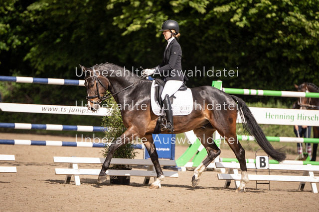 Bad_Meinberg_02811 | saradresslerfotografie - Realisiert mit Pictrs.com