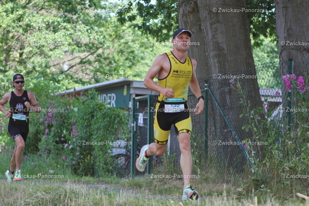2023_0630_KoberTriathlon_DPM-OLY0583 | Urban. Natur. Panorama. Luftbild. 
Der Bildershop für aufregende Perspektiven!
Für Deko, Wandbild und Kalender!
Wir bringen LED-Bilder zum Leuchten!
