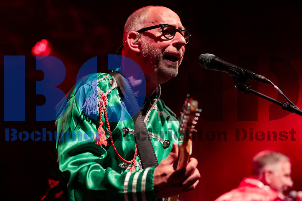 Zeltfestival Ruhr 2024 - Get Back / Beatles Tribute  {date} -  | {headline}(Foto: Sebastian Sendlak / BOND) - Realisiert mit Pictrs.com