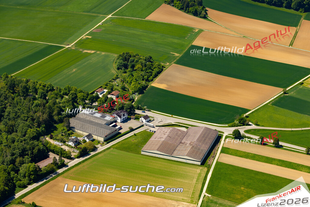 Luftaufnahme von Denkendorf - Die Luftaufnahme wurde 2025 vom UL-Flugzeug heraus erstellt ( keine Drohne ) - Hochauflösende Luftaufnahme - für professionelle Ausdrucke geeignet. Die Geschenkidee !Mit Lizenz und Bildrechte bestellbar