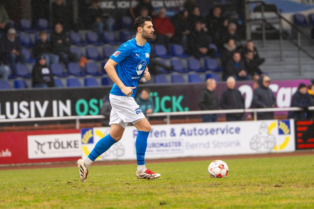 Fußball I Herren I Saison 2025-2026 I Regionalliga Nord I 23. Spieltag I TuS Blau-Weiß Lohne - SC Weiche Flensburg 08 I 0105 | Torben Rehfeldt (33, TuS BW Lohne) - Realisiert mit Pictrs.com