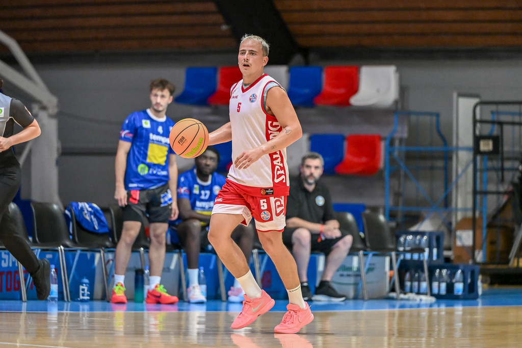 rsk_030 | Fotos von Basketballspielen aus dem Raum NRW fotografiert von Gero Mueller-Laschet und Daniel Schaefer - Realisiert mit Pictrs.com