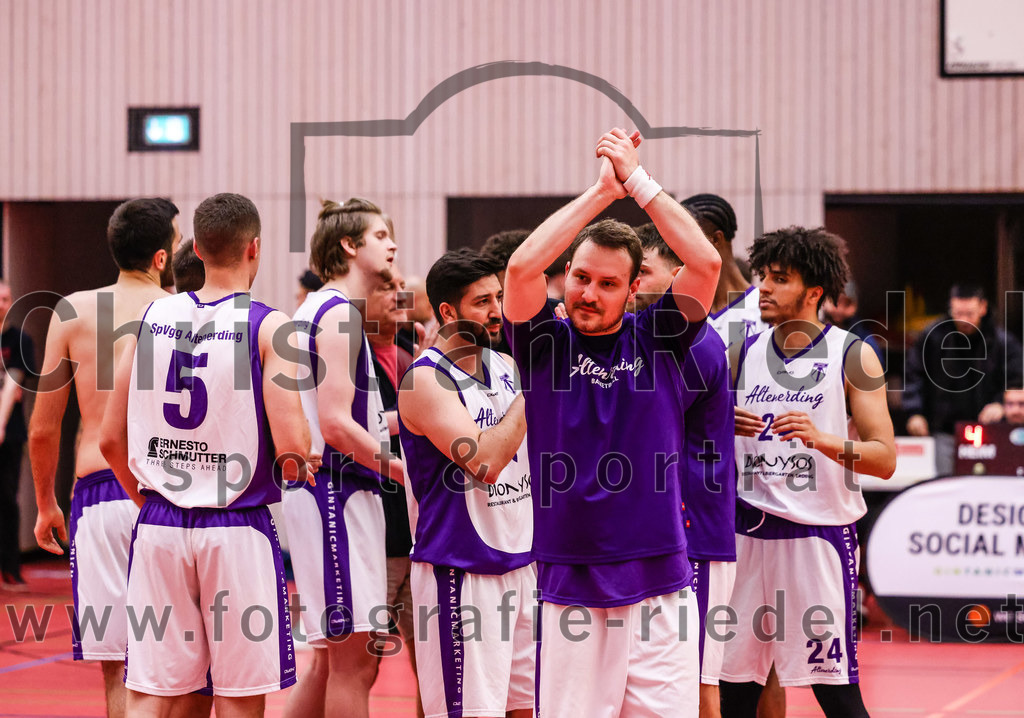 2022-05-29_115_SpVgg_Altenerding_gegen_Muenchen_Basket_2 | Erding, Deutschland, 29.05.2022:
Basketball, Bezirksliga 2021 / 2022, Herren Turnier der 2. der Aufstiegsrunden, SpVgg Altenerding gegen München Basket 2, Endergebnis: 

Foto: Christian Riedel / fotografie-riedel.net