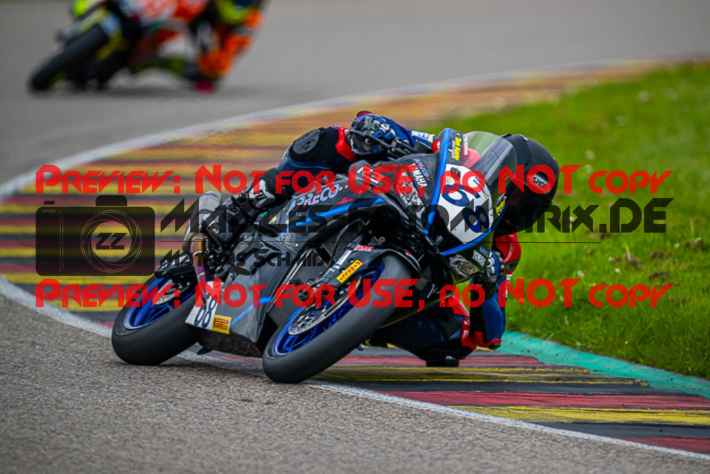 MaZZes_Fotomatrix_20230513_6007705_7186 | SSP300