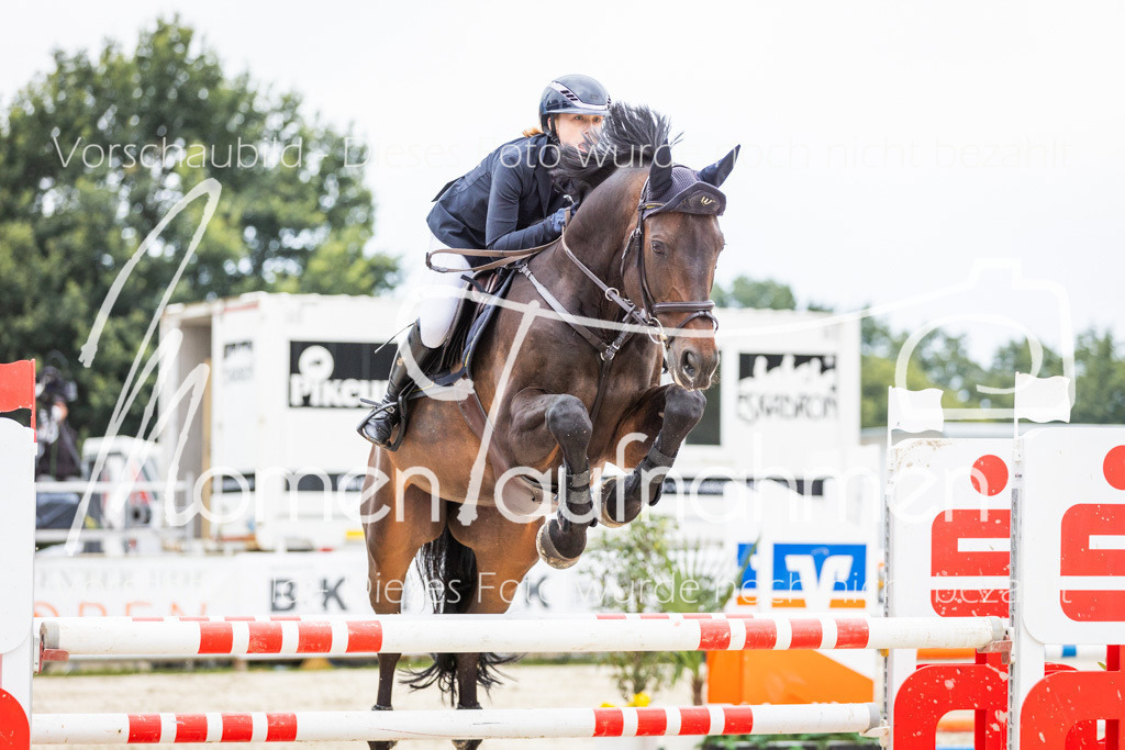 BHO-2PhSpr-M-225 | MomenTaufnahmen Pferdesportfotos