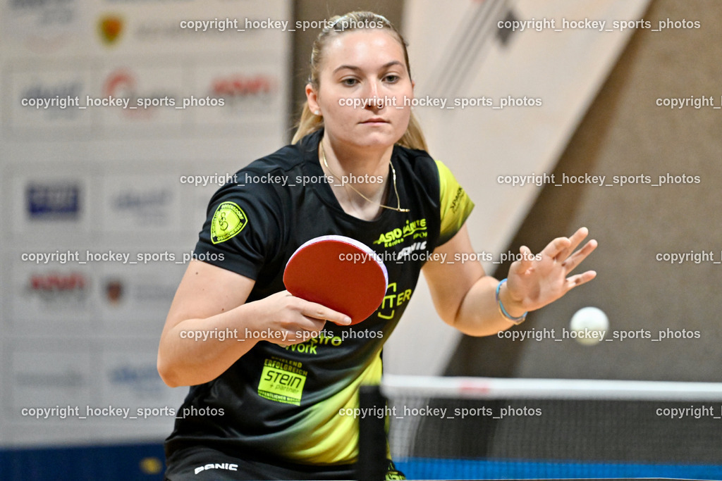 SCO Ossiachersee Bodensdorf vs. SU Spk. Kufstein | Lea Paulin, SCO Ossiachersee Bodensdorf vs. SU Spk. Kufstein, SCO Ossiachersee Bodensdorf vs. SU Spk. Kufstein am 04.10.2024 in Bodensdorf (SCO Halle Bodensdorf), Austria, (Photo by Bernd Stefan)