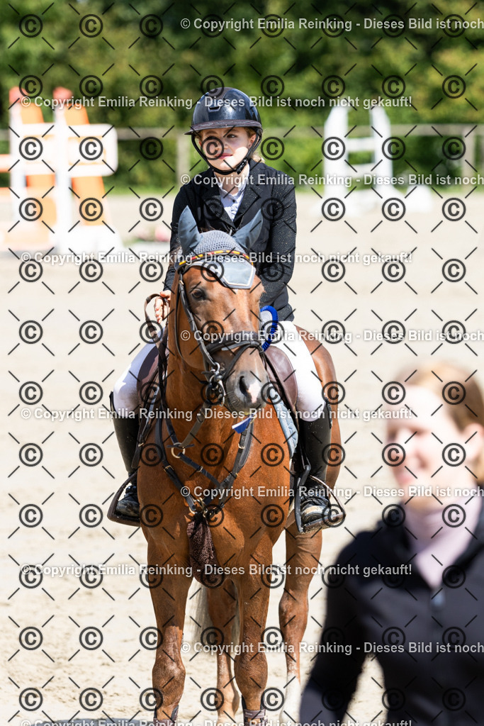 CL5A1035 | Emilia Reinking Fotografie - Realisiert mit Pictrs.com