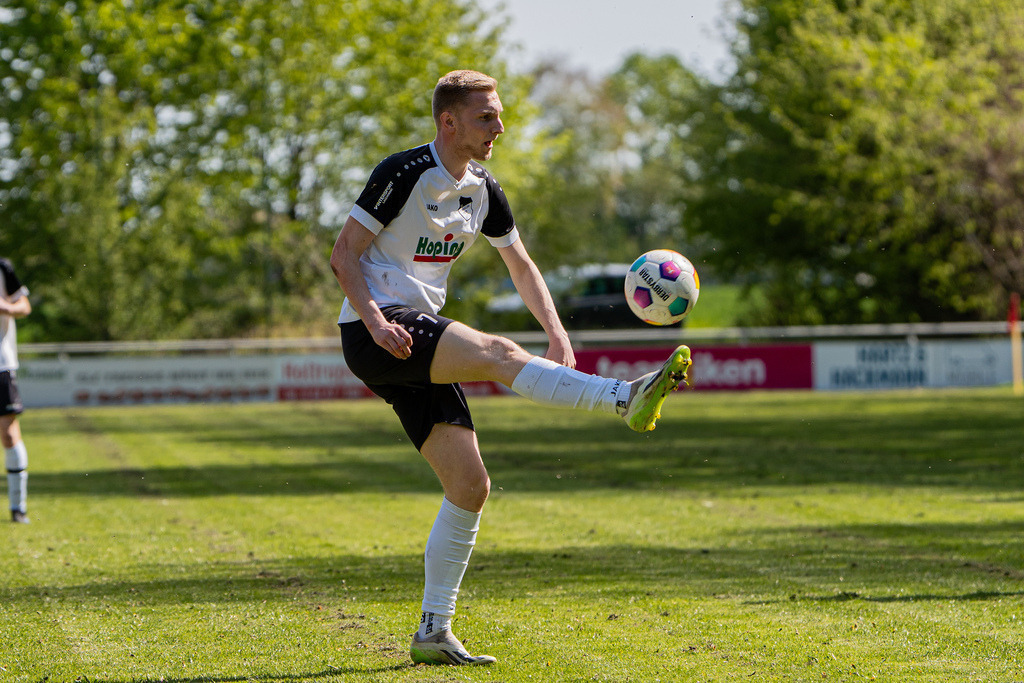 Fußball I Herren I Saison 2025-2026 I Kreisliga VEC I 24. Spieltag I 1. FC Varenesch - SC SW Bakum I 11997 | jns.sportfotos - Realisiert mit Pictrs.com