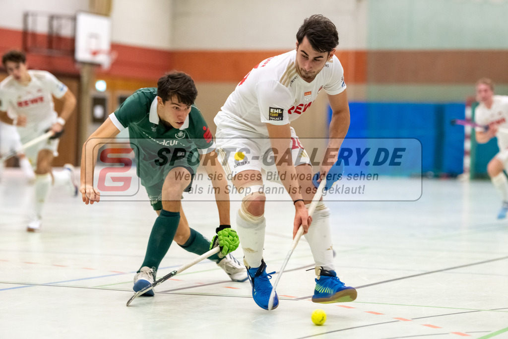SFE_20240113_0063 | Mülheim, Deutschland, 13.01.2024: Elian Mazkour (Rot-Weiss Köln) in Aktion waehrend des Spiels der Halle 1. Bundesliga Herren zwischen Uhlenhorst Mülheim vs Rot-Weiss Köln im Sporthalle Lehnerstr. (HTCU) am 13.01.2024 in Mülheim, Deutschland. (Foto von Stephan Fehrmann)

Mülheim, Germany, 13.01.2024: Elian Mazkour (Rot-Weiss Köln) in action during the game of Halle 1. Bundesliga Herren between Uhlenhorst Mülheim vs Rot-Weiss Köln in Sporthalle Lehnerstr. (HTCU) at 13.01.2024 in Mülheim, Deutschland. (Foto von Stephan Fehrmann)