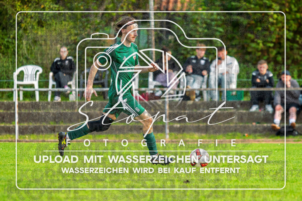 261004-HMKSCT-0017 | Andre Schröder (SC Tewel #6);Kreisliga Herren HK - Heidmark vs. SC Tewel am 04.10.26 in Heidmarkstadion, Bad Fallingbostel - Realisiert mit Pictrs.com