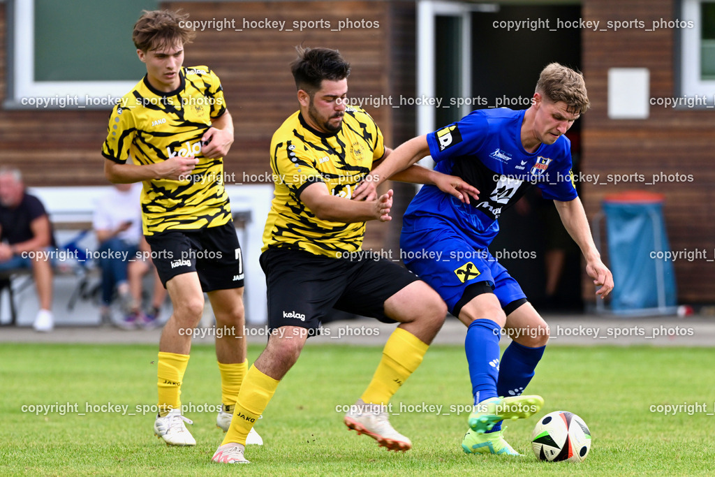 FC Faakersee vs. Union Matrei | #7 Felix Michael Bachlechner FC Faakersee, #31 Ariel Mulahalilovic FC Faakersee, #16 Hannes Wibmer Matrei, FC Faakersee vs. Union Matrei, FC Faakersee vs. Union Matrei am 18.08.2024 in Finkenstein (Sportplatz Faakersee), Austria, (Photo by Bernd Stefan)