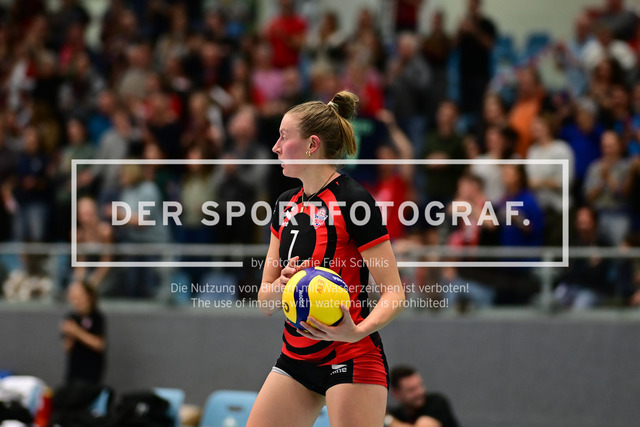 Volleyball I Frauen I Saison 2025-2026 I Bundesliga I 5. Spieltag I ETV Hamburger Volksbank Volleys - Dresdner SC I 09548 | Der Sportfotograf. - Realisiert mit Pictrs.com