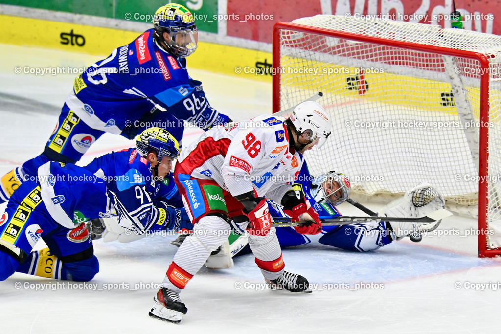 EC IDM Wärmepumpen VSV vs. EC KAC  | #98 Obersteiner Daniel EC KAC, #91 WETZL Niklas EC VSV, #96 HOLWAY Patrick EC VSV, #1 Lamoureux Jean Philippe  EC VSV, Tor EC KAC, EC IDM Wärmepumpen VSV vs. EC KAC , EC IDM Wärmepumpen VSV vs. EC KAC  am 27.10.2024 in Villach (Stadthalle Villach), Austria, (Photo by Bernd Stefan)